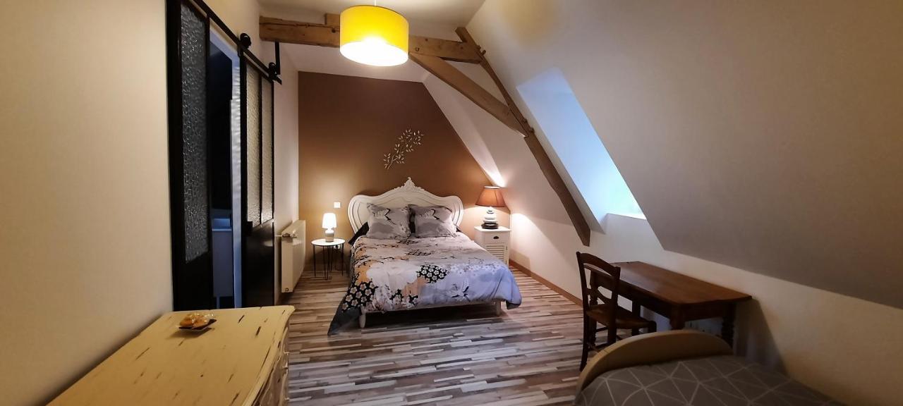 Bed and Breakfast La Ferme Aux Fleurs Ossun Exterior foto
